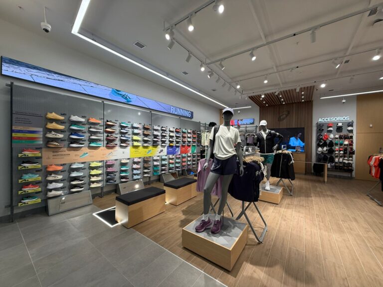 17 Asics