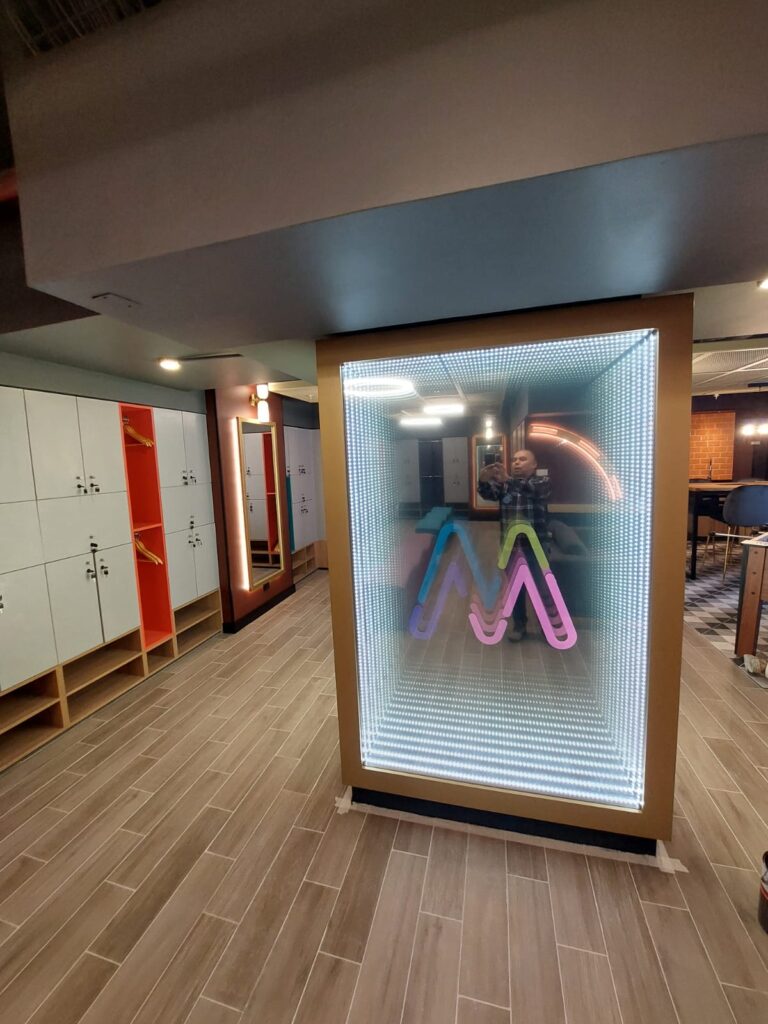 8 Monticello
